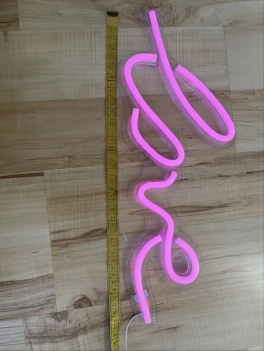 Lampa led „love” różowa