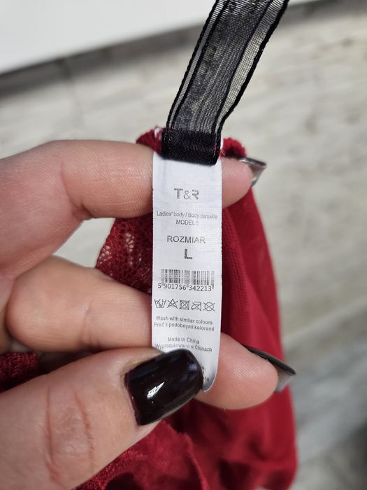 Przepiękne czerwone koronkowe body bielizna Tom&Rose rozmiar L