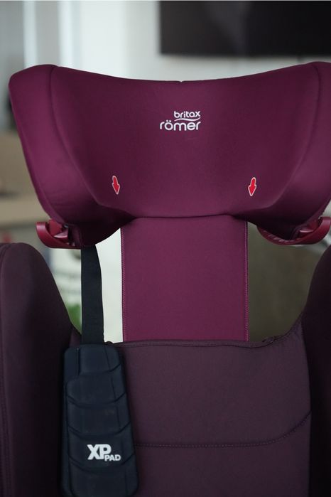 Britax Römer Kidfix III S ISOFIX (Burgundy Red) дитяче автокрісло 15–36 кг