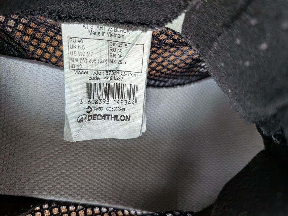 Buty do biegania z kolcami, rozm. 40
