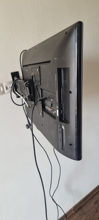 LED телевізор LG 32LB561B