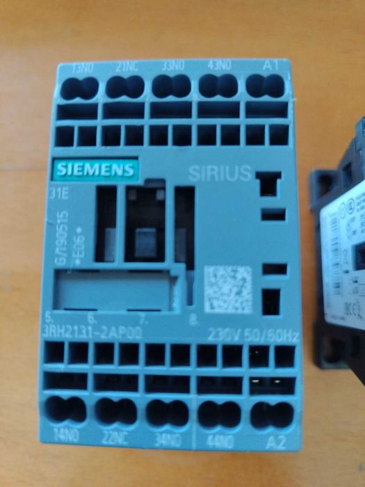 Relés contatores Siemens Sirius 3RH2131-2AP00