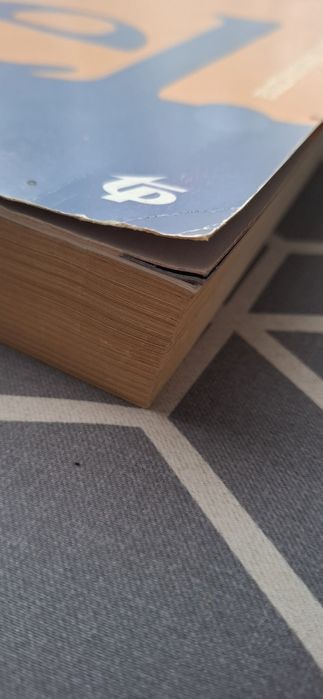 Nowa książka telefoniczna Warszawa 2001.