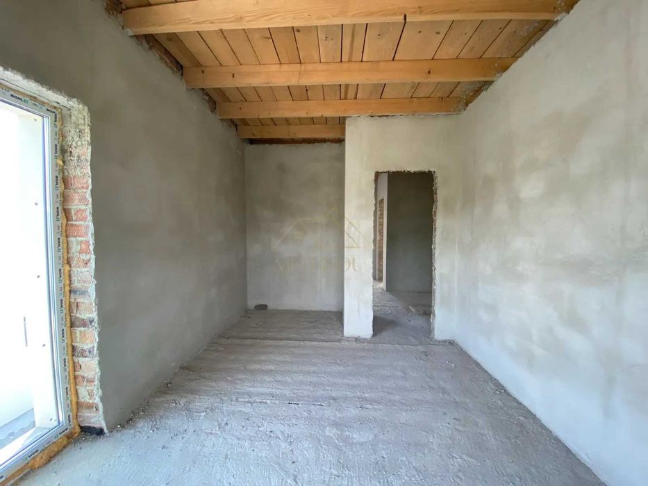 Продаж кутового таунхауса в Вовчинцях, 3,3сот, всі комунікації міські