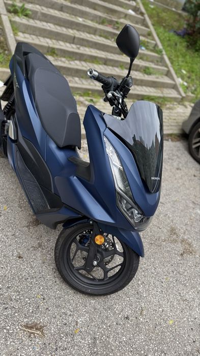 Alugo moto pcx 2024