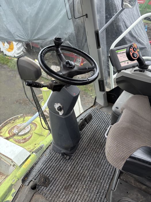 Силосний комбайн Claas Jaguar 850