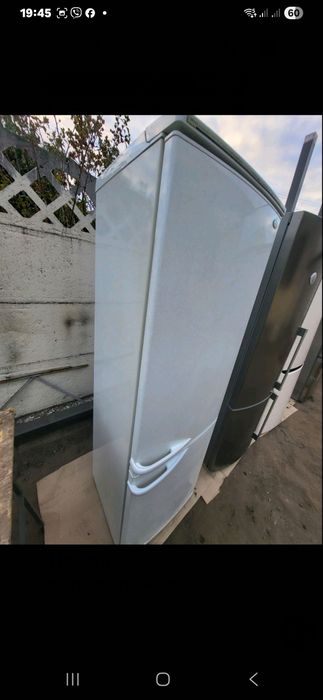 Продам холодильник Атлант.