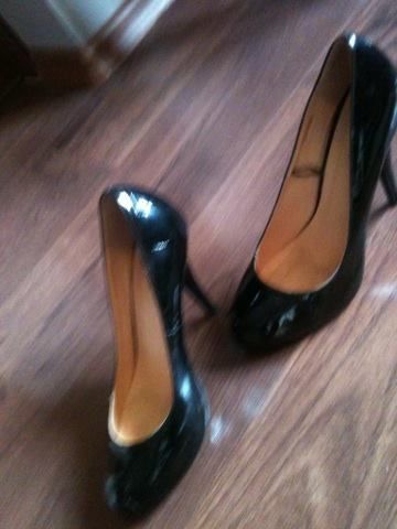 szpilki czarrne lakierki 39