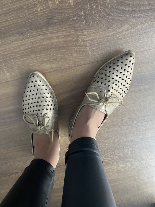 Buty złote 38 stan bdb