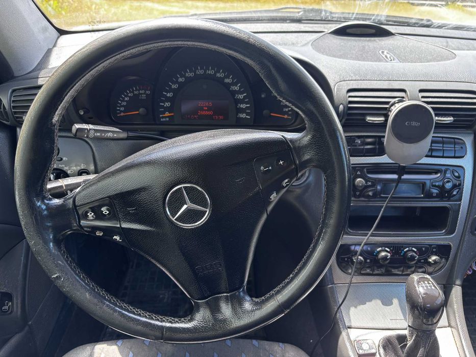 Mercedes-Benz W203 Coupe 2002 2.0 GPL (Lovato) | Próprio: 7 anos | Pronto para legalizar