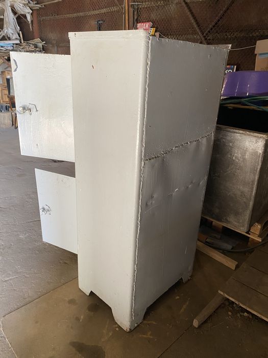 Сейф, великий, дуже гарний стан.