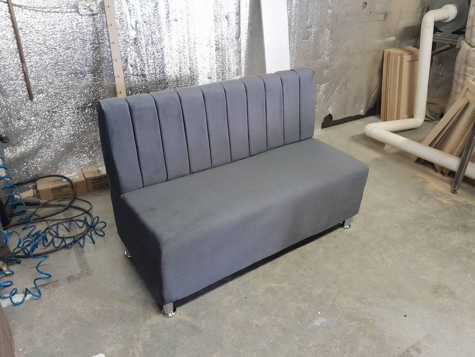 Дивани диван очікування для офісів, салонів краси, кав'ярень, кафе