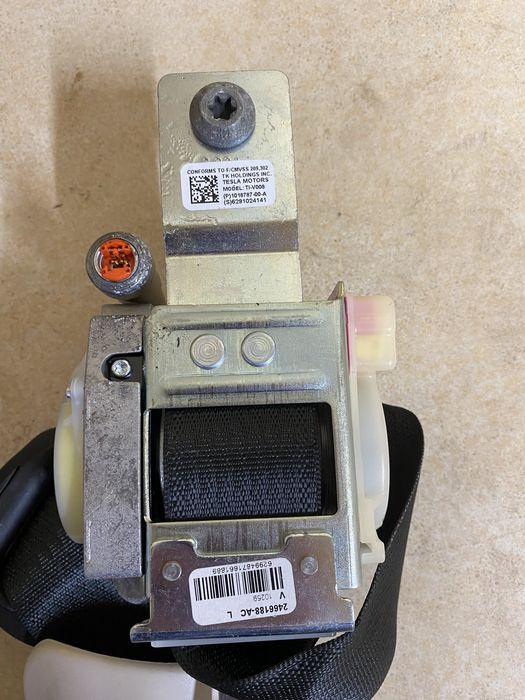 Tesla Model S SR ремінь безпеки