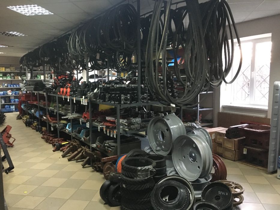 Запчастин МТЗ ЮМЗ Т-40 Т-25 гурт і роздріб