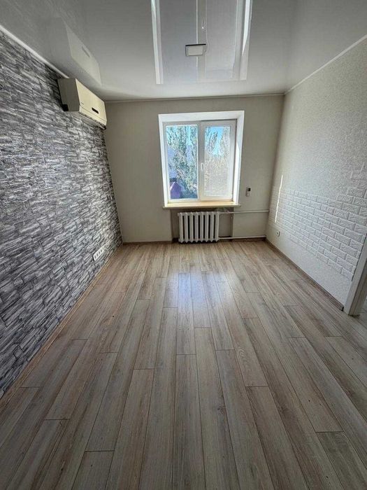 *ОРЕНДА, 2х кімнатної квартири в гуртожитку Хортицький р-н