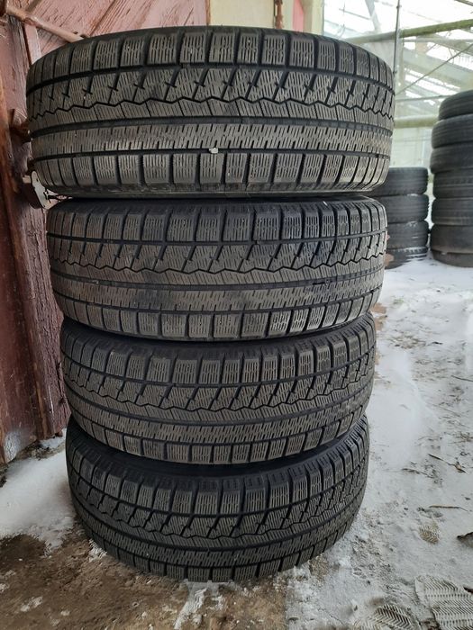 Шини Зимові R15 205/65