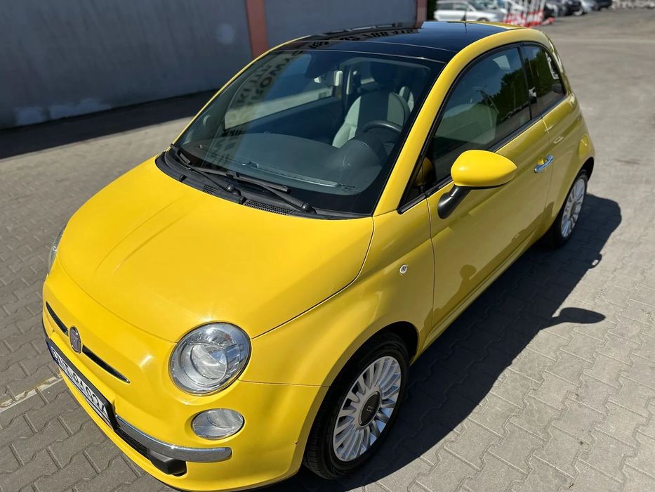 Fiat 500 Fiat 500 Lounge 1.2 69 KM | Panorama | 138 tys. km | Serwisowany |