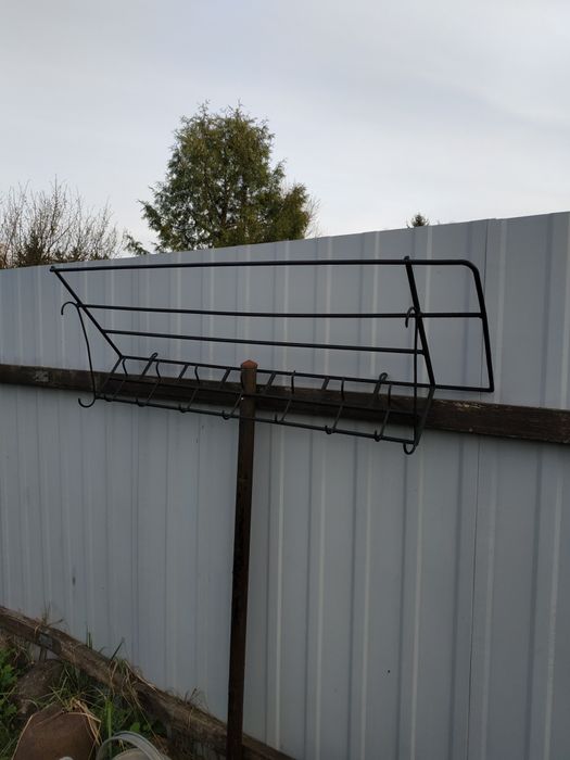 OKAZJA Kuty wieszak z półką metaloplastyka rękodzieło z PRL garderoba