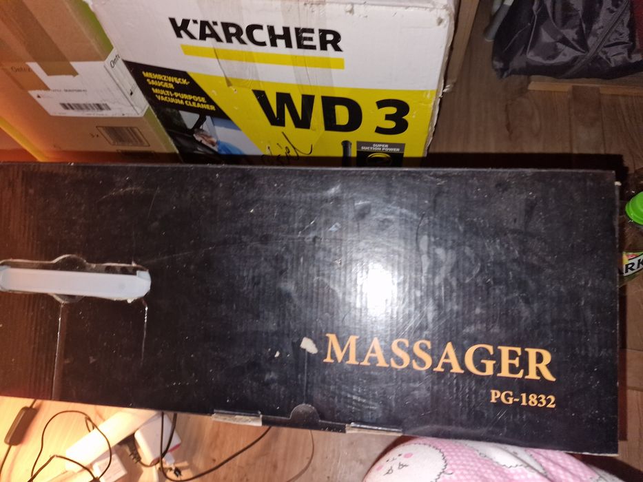 Masażer , nakładkę na fotel ,stan bardzo dobry .