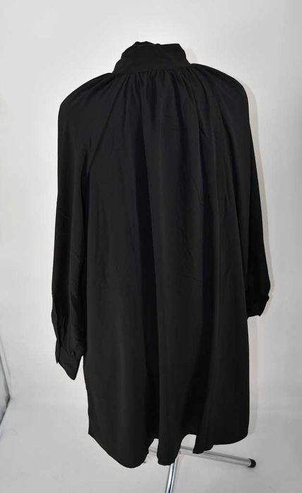 Elegancka sukienka z kokarda Bonprix 50