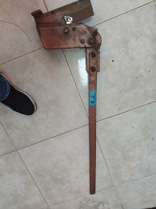 Guilhotina em muito bom estado