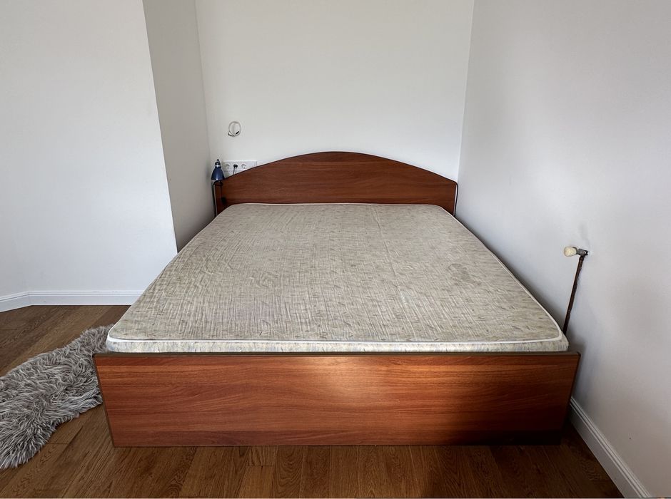 Ліжко з матрацом 220ш/195д см