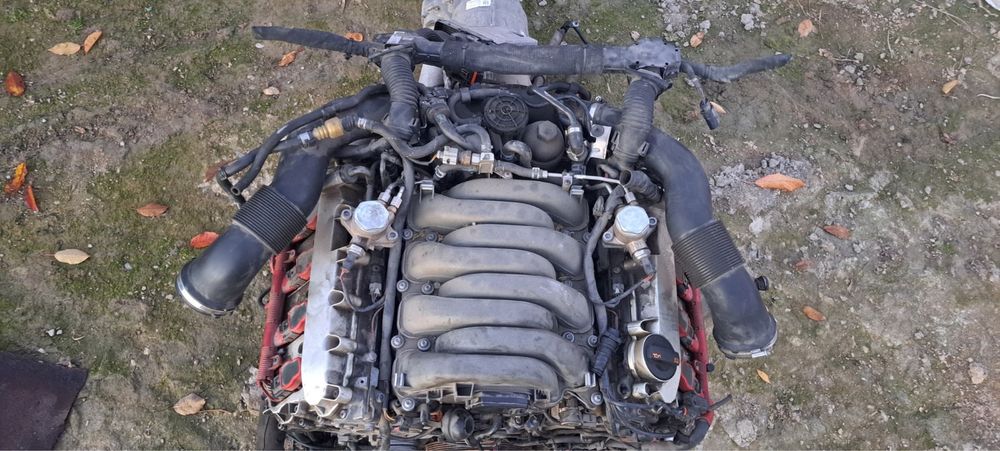 Audi A8 D4 4.2бен 2012г на пневме