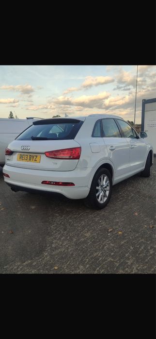 Продам Audi Q3.