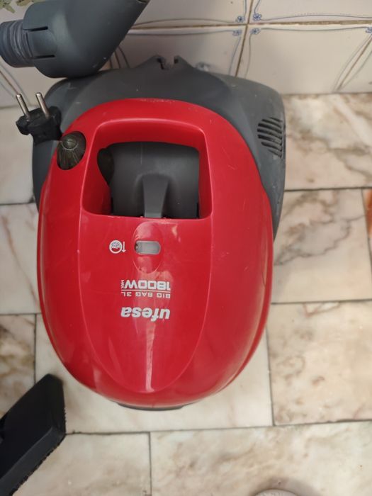 Aspirador de saco compatível com sacos de marca branca da ufesa