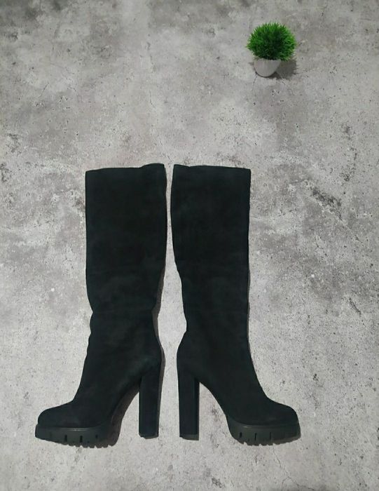 Замшеві ботфорди ATTIZZARE