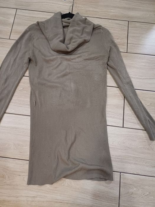 Beżowo Szara sukienka sweter Golf