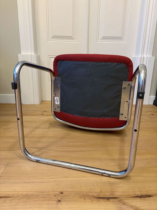 Par cadeiras design anos 70 estilo Daciano da Costa – cromado