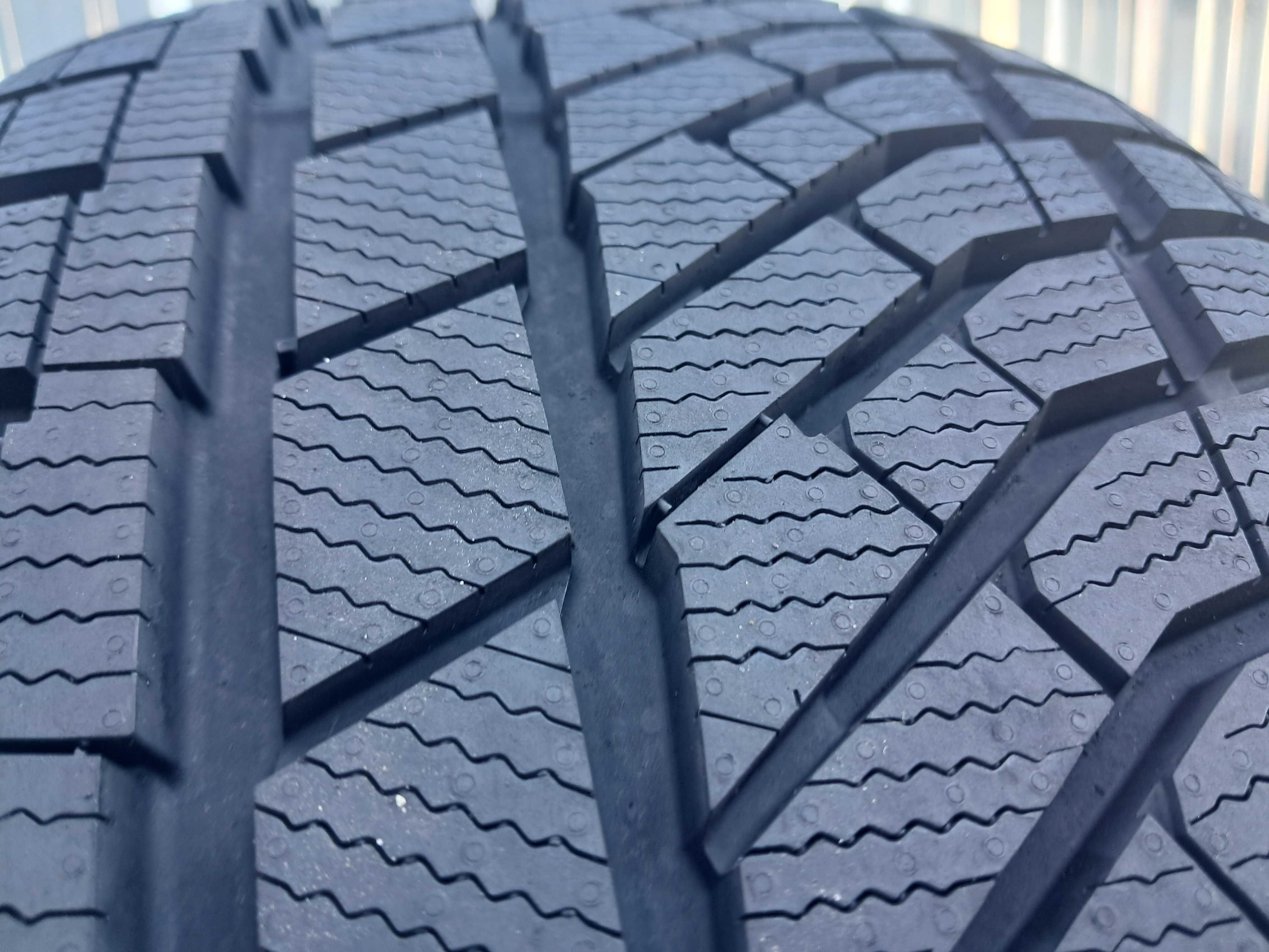 Резина зима НОВА Falken 245/50 R19 Eurowinter HS02 Pro 2023р. BMW X3 4: ...