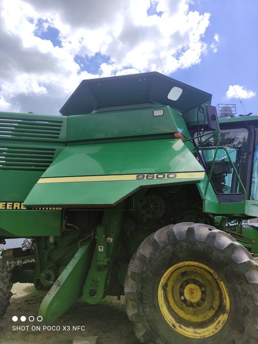 Комбайн JD9600. Жатки  продаж окремо./ збору зерна, соняшника,кук./