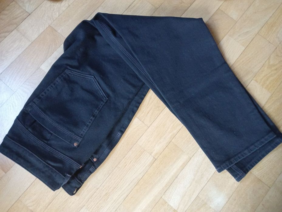 Super Spodnie jeansowe Marks & Spencer M/L jeansy z elastanem pas 95 c