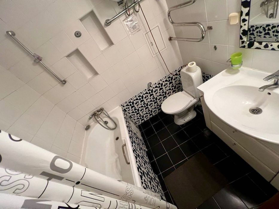 1к Метро Лівобережна Комод Квартира Подобово Погодинно Микільсько-Слоб