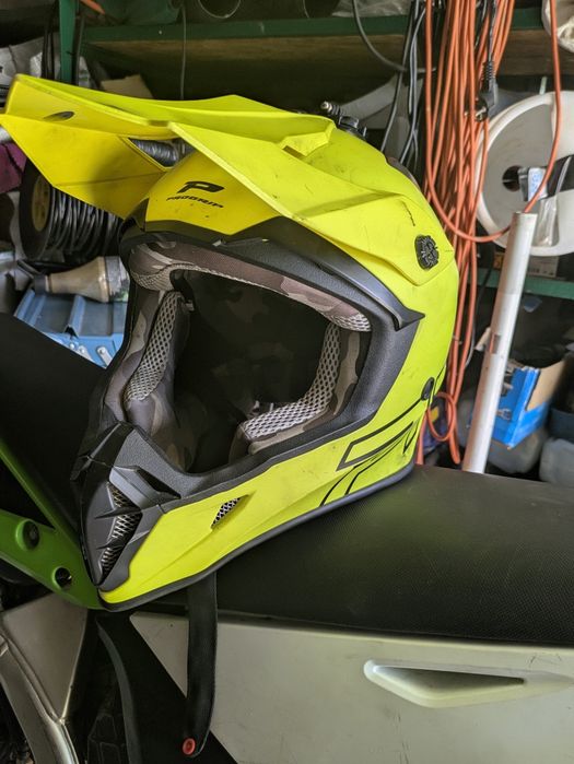 Kask ProGrip bdobry stan