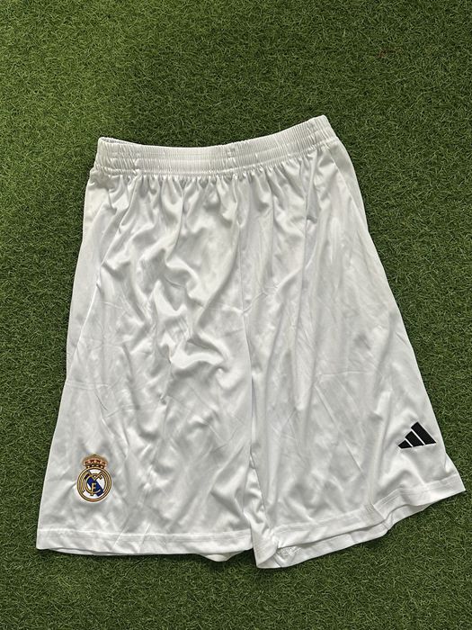 calções brancos real madrid 2025