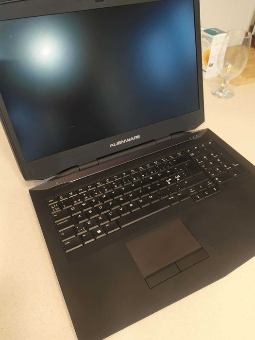 Dell Alienwere M17x i7-4800mq,GTX 770m 3Gb , 17"  uszkodzony