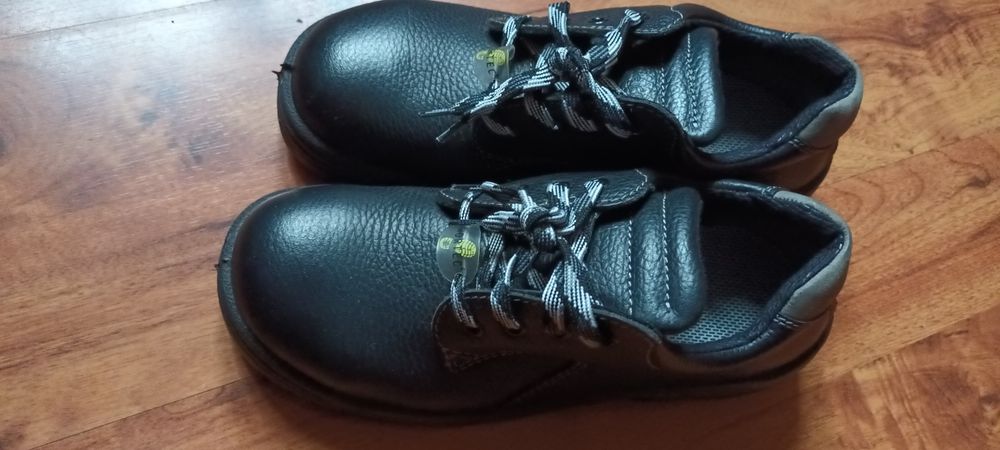 Buty skórzane robocze nowe roz. 39