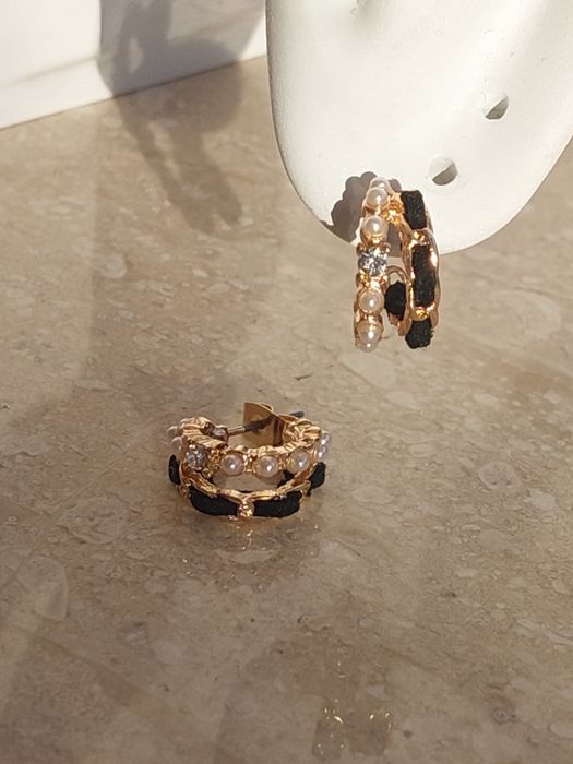 Nowe kolczyki panterka czarne dla niej Prezent