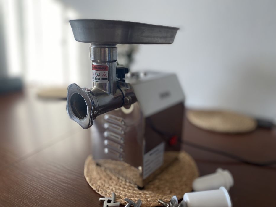 М‘ясорубка (промислова)  #8 Meet Grinder