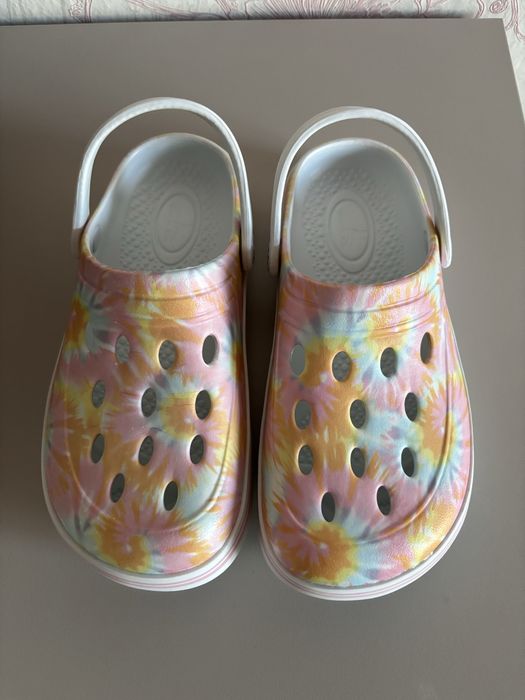 Крокси (Crocs) для дівчат