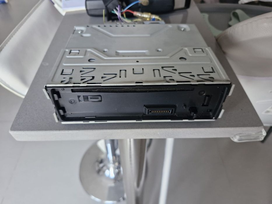 Rádio de automóvel Pioneer DEH-1600UB