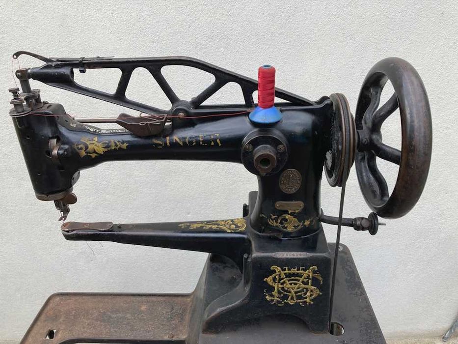 Maquina costura sapateiro Singer 29K2