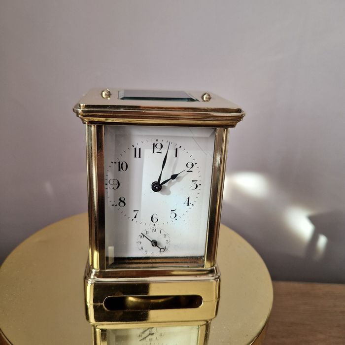 Sprzedam piękny zegar miniatura