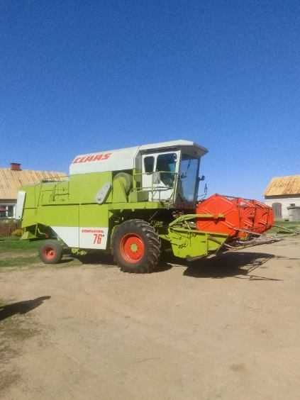 Claas Dominator 76