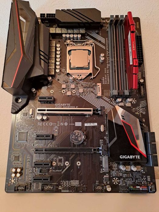 Bundle i5-8600K / Board Gigabyte Z390 Gaming X / 8GB DDR4 Ripjaws V