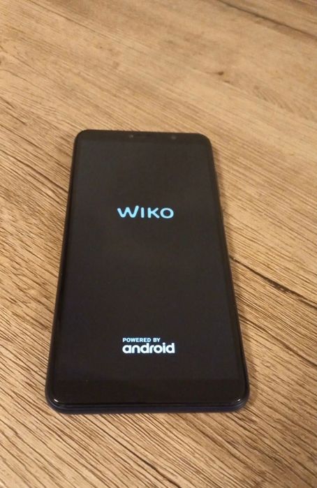 Telefon WIKO Y80 + ładowarka