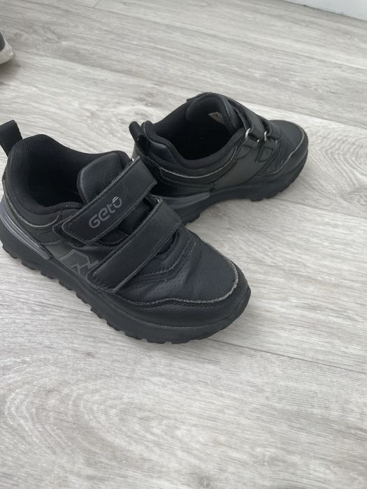 Дитяче взуття 30 розмір